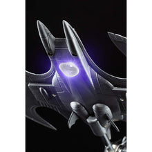 Load image into Gallery viewer, Batman Batwing Poseable Desk Lamp