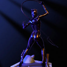 Load image into Gallery viewer, Batman Returns Catwoman Maquette